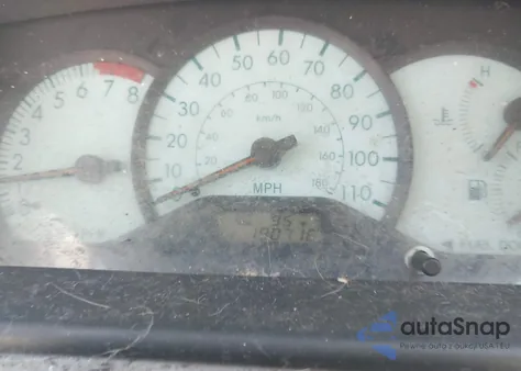 2003 Toyota Corolla Le z USA, uszkodzony, nr VIN 1NXBR32E33Z135300